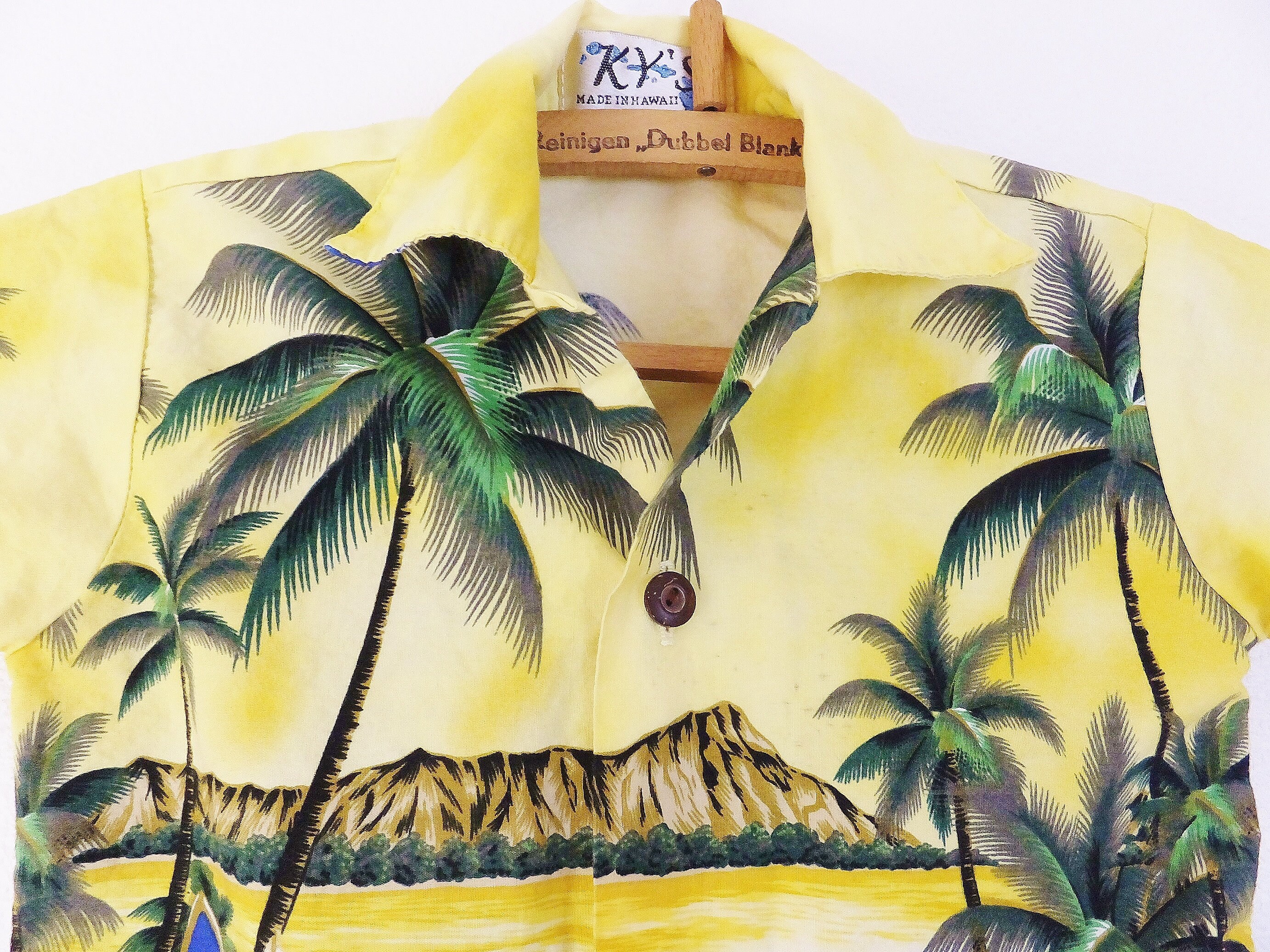 Yellow palm tree store shirt