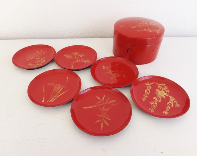 Vintage Japanese Lacquer Coasters in Box Plastic Faux Lacquer Round Box