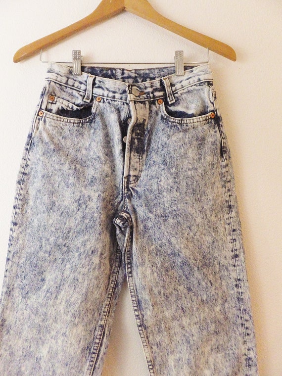 1980's Vintage 501 Acid Wash Levi's Jeans Size W27 L28 1980's Vintage 501 Acid Wash Levi's Jeans Size W27 L28