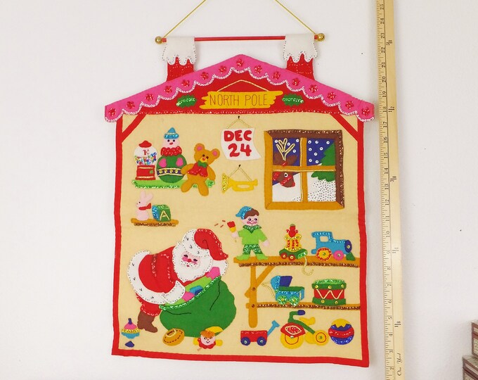 Christmas Wall Hanging Santa's Wall Hanging With Felt Applique