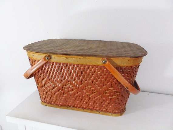 Vintage Picnic Basket Mid Century Picnic Basket V… - image 1