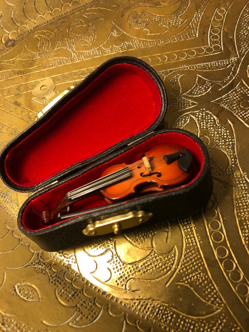 small world toys violin