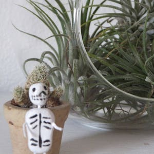 Lover's Gift Heart Mini Dia de los Muertos Figurine Mexican Inspired Skeletons Mini Muertos Tiny Skeletons Love Decor Worry Doll Valentines image 10