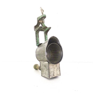 Vintage Green Food Grater - Lorraine Metal Mfg Co. - Rustic Kitchen Decor