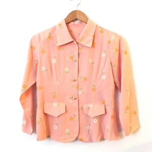 Vintage 70s Floral Blouse: Peach Pink Mod Jacket Style Top