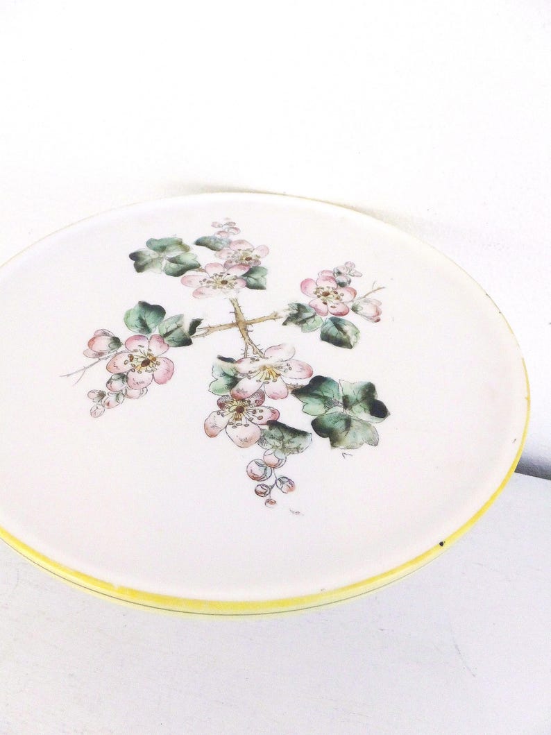 Vintage Milk Glass Cake Plate Stand: Floral Wedding Centerpiece image 1