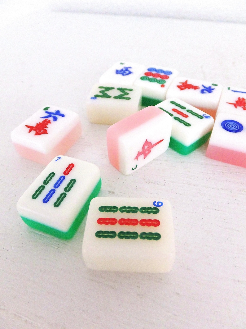 Vintage Mahjong Tiles: Acrylic Lucite Game Pieces, Jewelry Supply (12 Random Pieces) image 7