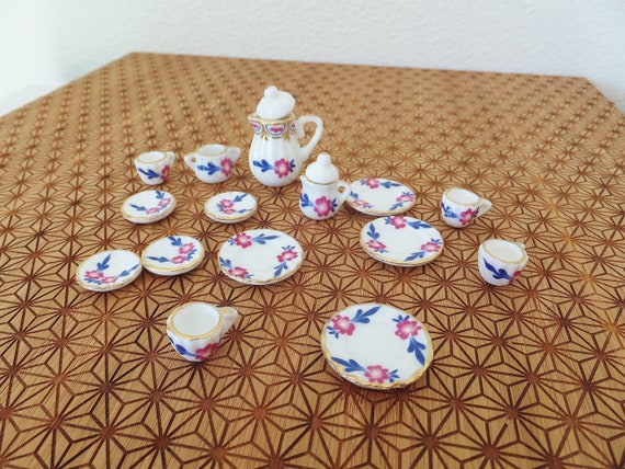 Floral Miniature Tea Set: 17-Piece Porcelain Dollhouse Dining