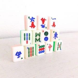 Vintage Mahjong Tiles: Acrylic Lucite Game Pieces, Jewelry Supply (12 Random Pieces) image 3