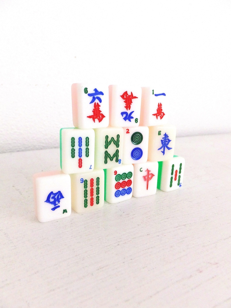 Vintage Mahjong Tiles: Acrylic Lucite Game Pieces, Jewelry Supply (12 Random Pieces) image 3