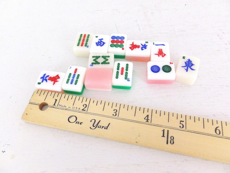 Vintage Mahjong Tiles: Acrylic Lucite Game Pieces, Jewelry Supply (12 Random Pieces) image 9