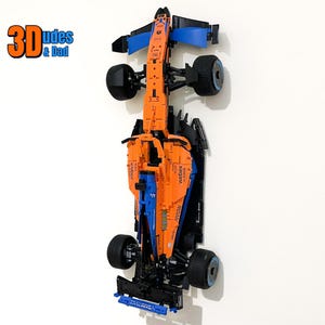 Wall Mount Bracket (vertical) for LEGO Technic McLaren Formula 1 2022 (set 42141)