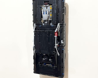 Wandhalterung für LEGO Technic Doms Dodge Charger (Set 42111) | Maßgefertigter, 3D-gedruckter Haken aus schwarzem Kunststoff