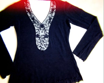 VINTAGE FORNARINA TOP, VNeck, Lace Insert, Long Sleeved, Sexy Black Top, Ulra Soft Cotton, Very Stretchy