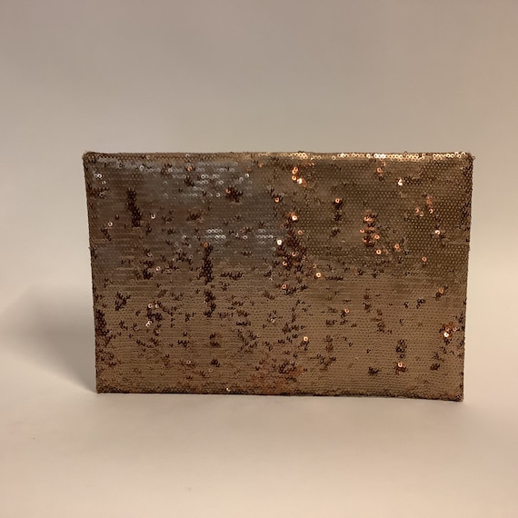 GOLD SEQUINED Clutch by BCBG with built in wallet… - image 4