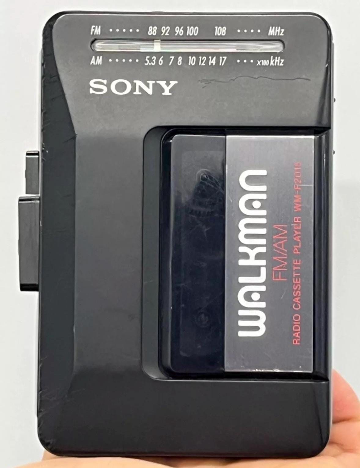 SONY　WALKMAN　ソニーウォークマン　ヴィンテージ 高音質シリーズWALKMAN ZXの初代モデル - SONY ウォークマン ZX
