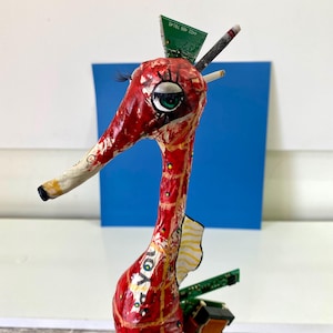 Cavalluccio marino - scultura di carta