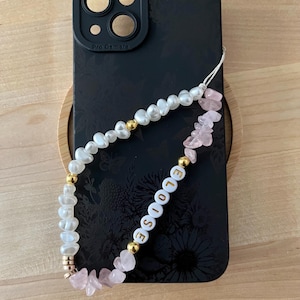 Anpassad telefonberlock i rosenkvarts | Anpassad telefonberlock i pärla