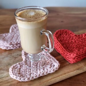 Heart coaster - Crochet pattern - Digital download