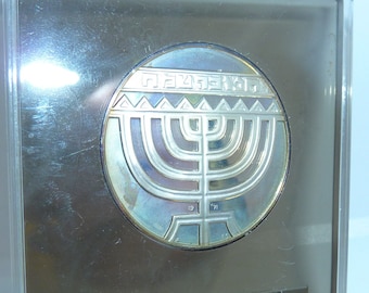 1971 Franklin Mint Limited Edition Sterling Proof Round, Jewish Holiday - HANUKKAH HOLIDAY. Original Case, Holiday Gift, Stocking Stuffer