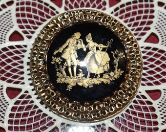 Vintage FLORENZA Gold Tone Gold FRAGONARD Scene, Porcelain Pin Brooch, Enamel Black Cameo Style Colonial Couple