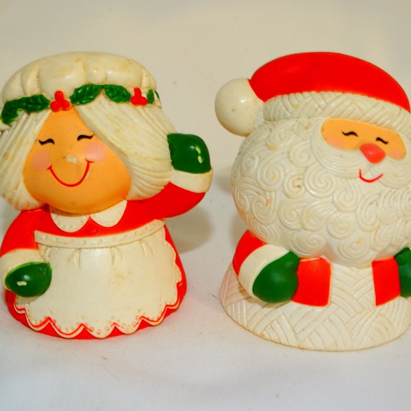 Vintage Hallmark Cards Mr., Mrs. Santa Claus Christmas Salt & Pepper Shakers, Mid Century Santa, Jolly Saint Nick Salt Shaker