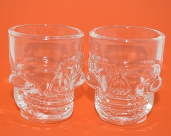 Skull Shot Glasses (2) Halloween Party Alcohol Shot Glasses - Free shipping, Bones Shot Glasses