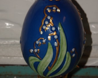Porcelain Easter Egg & Stand, Lilly Flower, Blue Egg, Porcelain, TFM, Hand Crafted in Taiwan, Easter Decor, Elegant, Lilly of the Valley