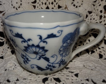 Vintage  Blue Danube Coffee Tea Cup, Japan, Blue, White China, Traditional, Country Folk, Thankgiving China, Christmas China
