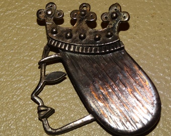 Rebajes Queen of Hearts Pendant, Designed by Francisco Rebajes in the 1950s, Cooper, Queen, Princess, Crown, Royalty