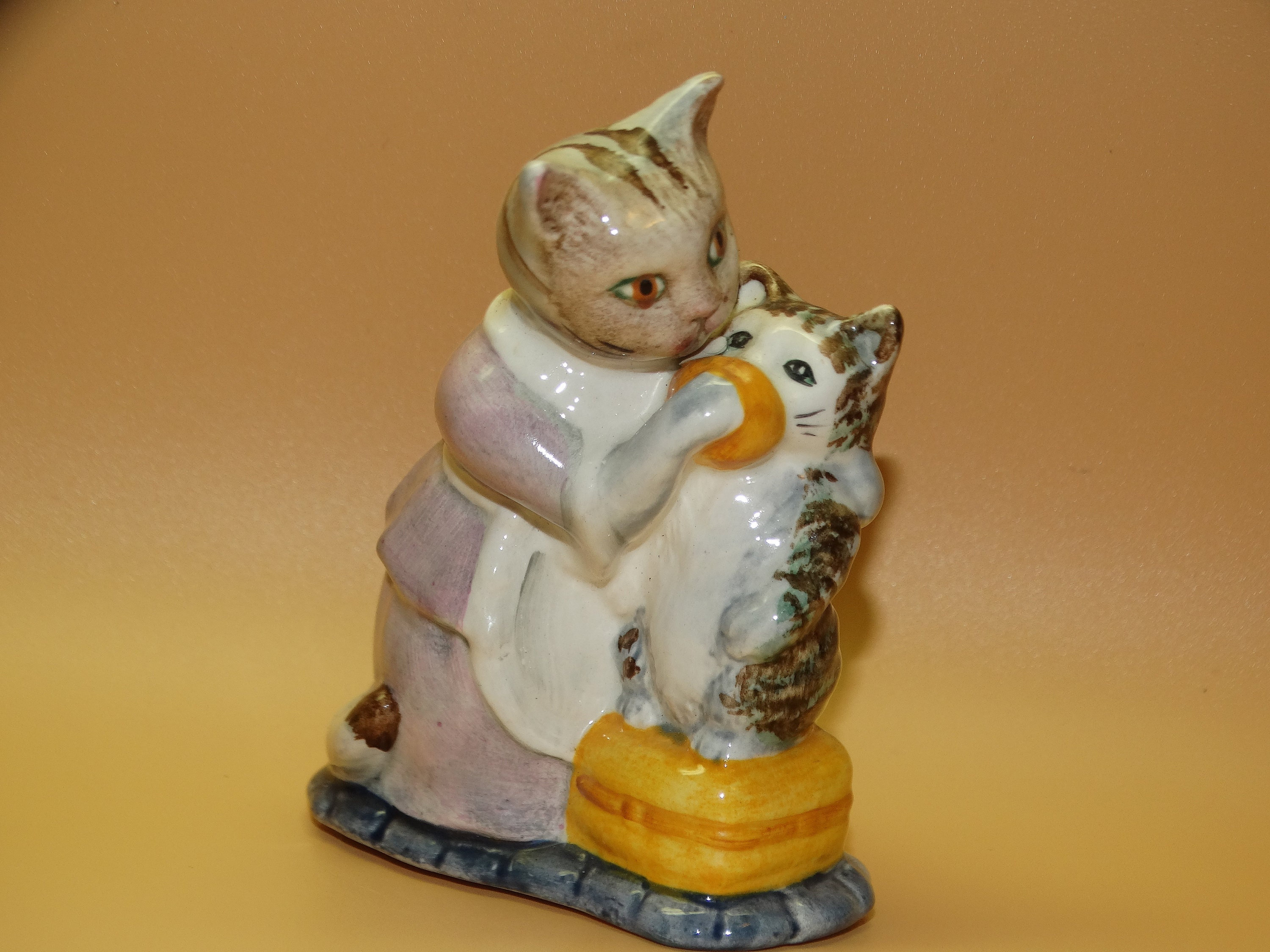 Beatrix Potter Cat Figurine Mother Cat Kitten Figurine Tabitha Twitchit and  Miss Moppet Bp-3b Collectible Animal Kitty Cat -  Canada
