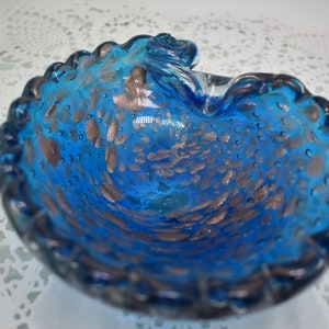Murano Italian Bullicante Scalloped Edge Shell Shaped Teal Blue Art Glass with Copper Aventurine, Beautiful, Soap Dish, Ashtray, Cigar Bowl image 6
