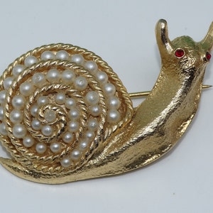Vintage BSK Gold Tone Snail Brooch: Faux Pearl Accent
