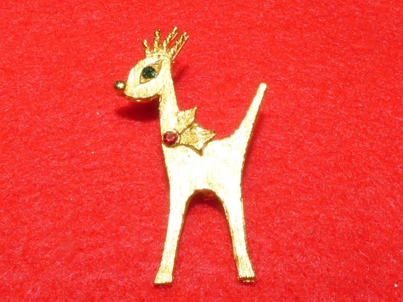 Reindeer brooch 2024