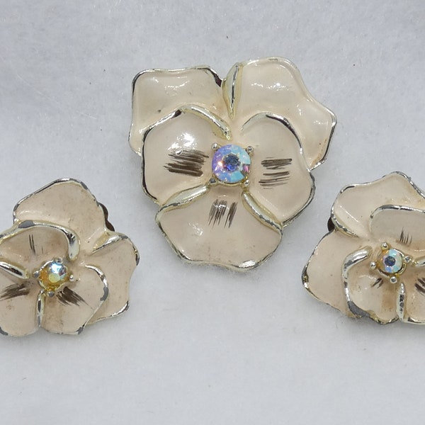 Sweet White Pansy Flower Pin & Clip On Earring Set, Enamel Flower Brooch Set - Demi Parure Metal Enamel Flower