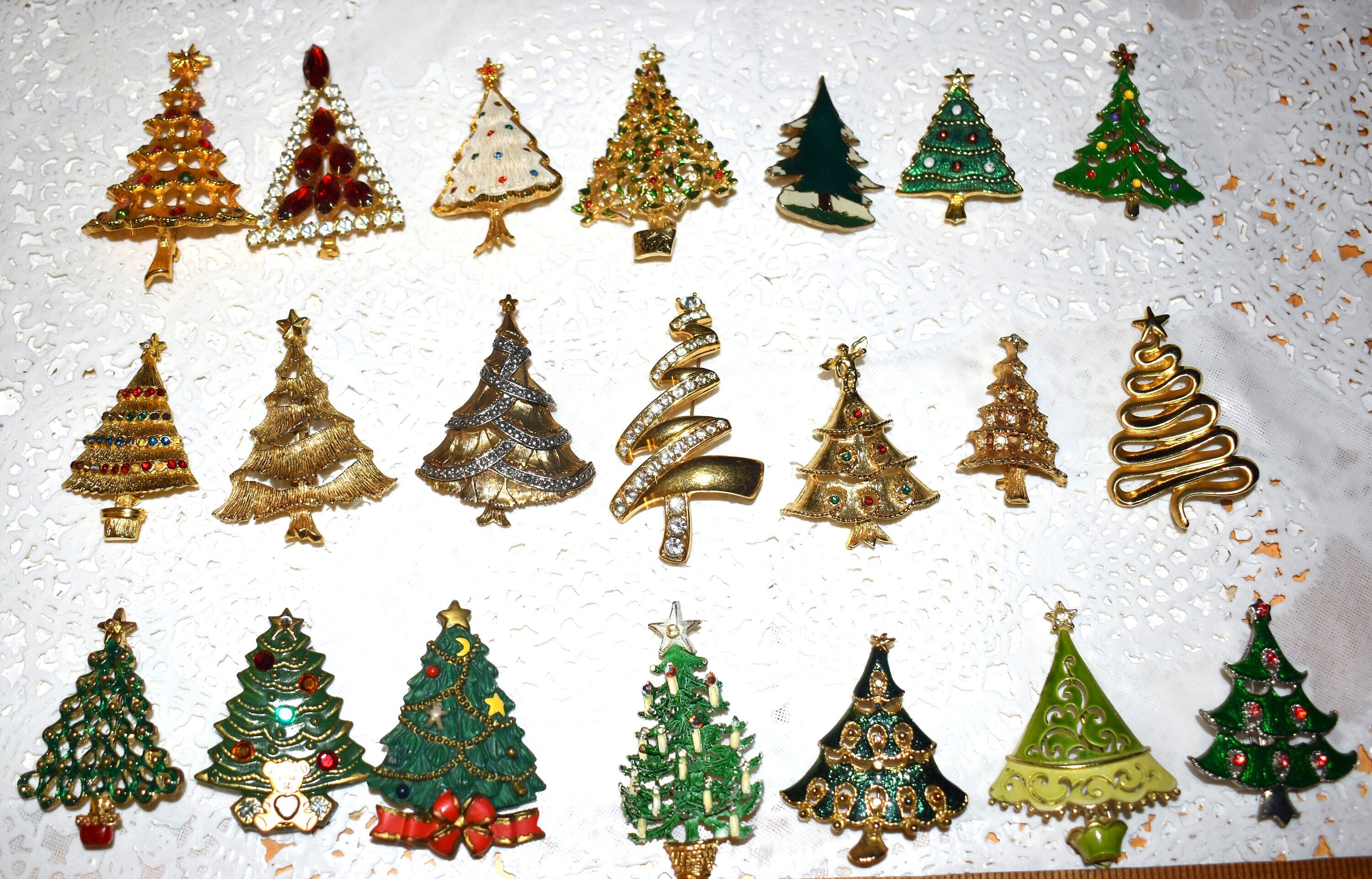 Tree pin shop