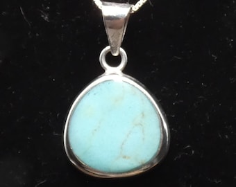 Vintage Sterling & Turquoise Southwestern Style Pendant Necklace Mexico Pendant Necklace, 6.59 grams