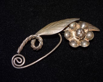 Vintage Silver Tone Flower Pin, Flowers, Poesy, Columbine Flower, Silver Flower Pin