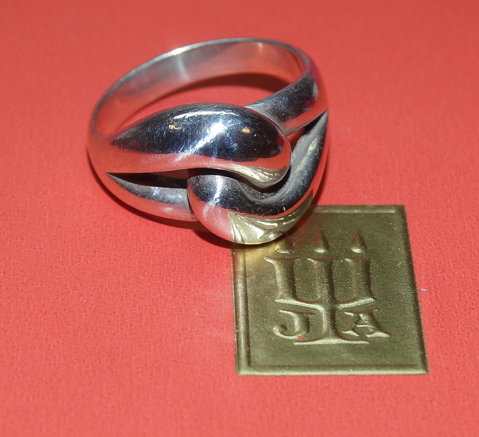 Retired James Avery Cadena Ring Size 8 James Avery Twist Style