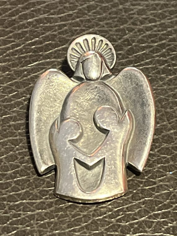 Retired James Avery Guardian Angel Pin Brooch