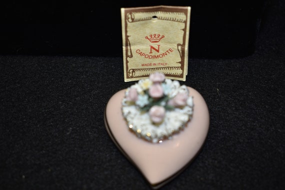 Vtg Capodimonte Victoria Dainty Heart Shaped Flor… - image 6