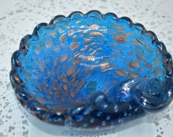 Murano Italian Bullicante Scalloped Edge Shell Shaped Teal Blue Art Glass with Copper Aventurine, Beautiful!, Soap Dish, Ashtray, Cigar Bowl