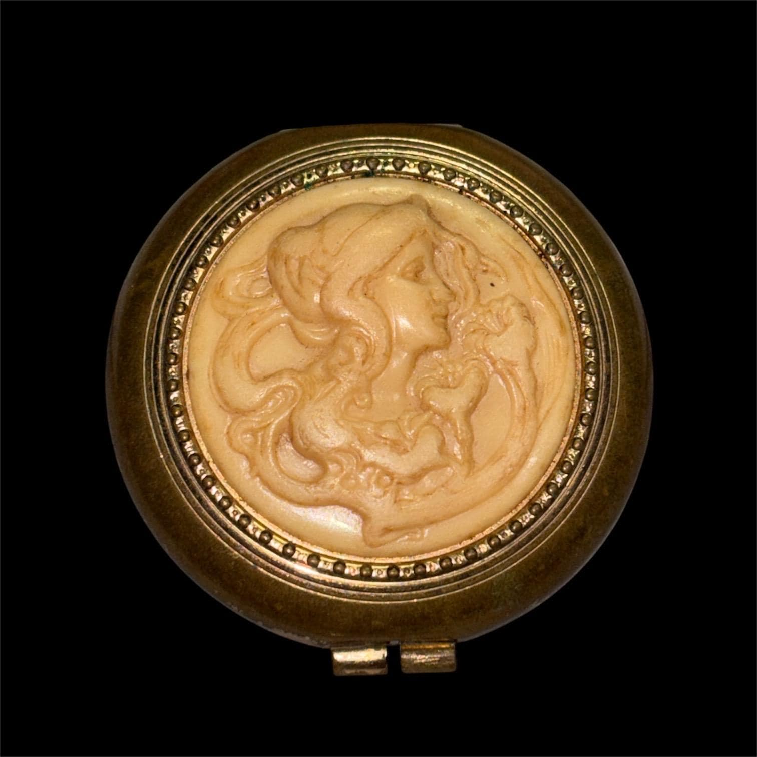 Vintage Revlon Compacts - Etsy Vintage Revlon Compacts - Etsy