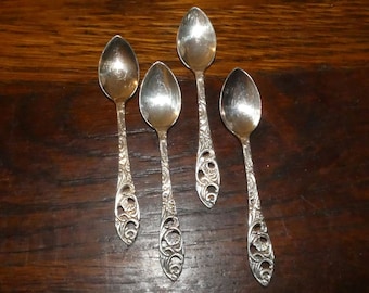 Vintage Silver Plate Mini Sugar Teaspoons, Hallmark WB90 - Dainty Little Teaspoons (4) - Tea Party Teaspoons