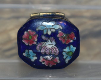 Vintage Cloisonné Pill Box, Cobalt Blue & Flowers, Asian Pill Box Miniature Enamel Pill Box, Keepsake Trinket Holder