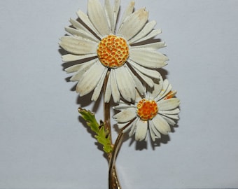 Yellow & White Daisy  Flower Pin, Daisy Flower Pin, Spring Time Flowers, Wedding Bouquet Flower Pin, Flower Brooch