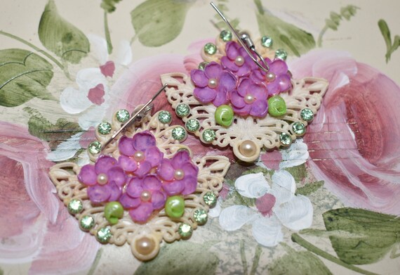 1950's Mod Spring Time Seashell Flower Earrings, … - image 2