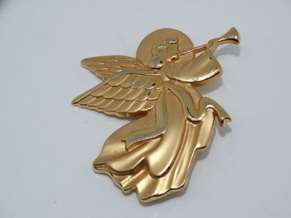 Angel Pin, Vintage Gold Tone Christmas Angel Broo… - image 1