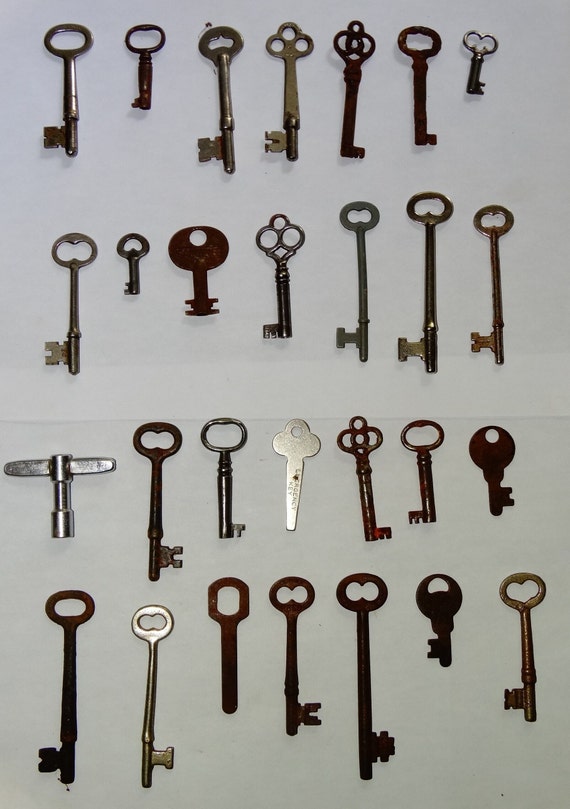 Vintage Keys, Skeleton, Jail Keys, Handcuff Keys, Rusty Keys