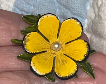 Vintage Enamel Yellow Flower Brooch, Pearl Center, Wedding Jewelry Flower Pin